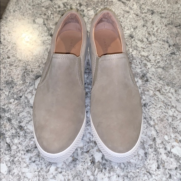 aidy water resistant wedge sneaker